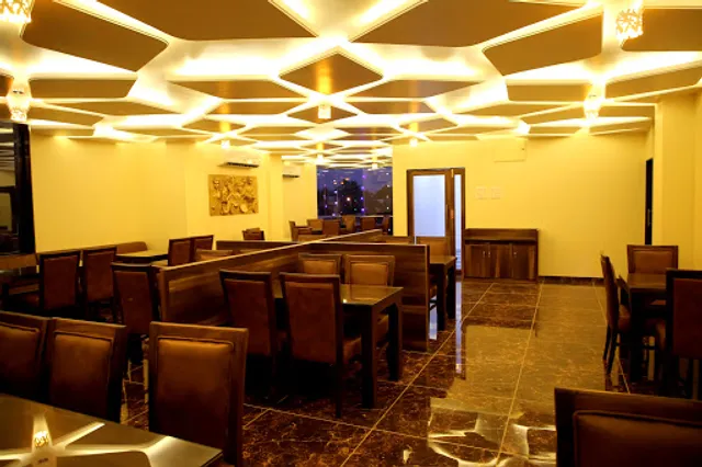 HangOver Resto Bar (D's Place)