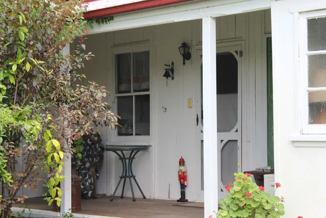 Glenlyon Dam Holiday Cottage & Farmstay