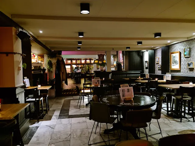 Eet- en Bierencafé De Beiaard