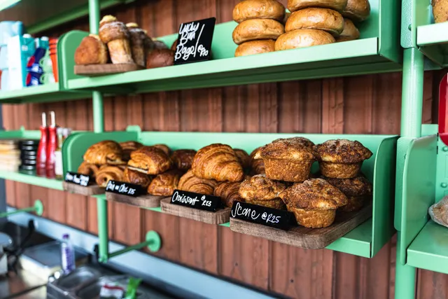 Lucky Bread Company - Midstream