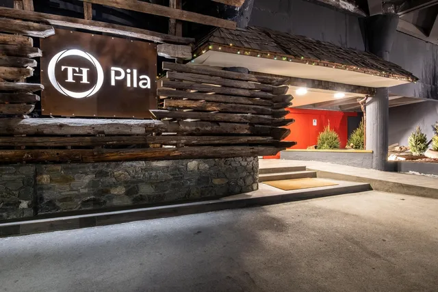 TH Pila • Hotel