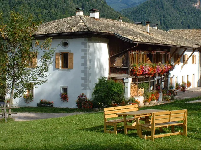 Pausahof - Ferienwohnungen/appartamenti