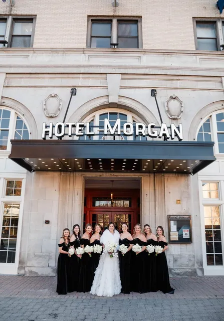 Oliverio's Bridal, Prom, & Pageant Boutique