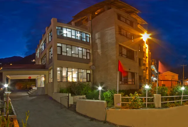 Hotel Sitara International