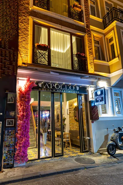 Apollo Hotel & Apartments