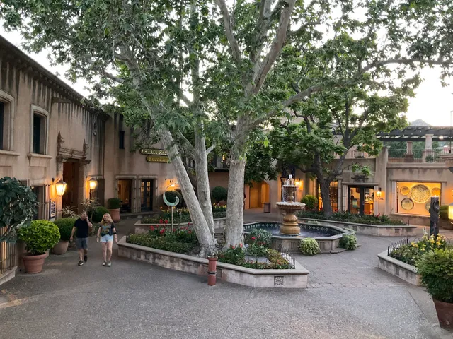 Tlaquepaque Arts & Shopping Village Parking 1