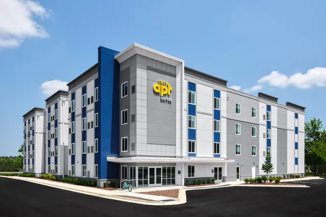 stayAPT Suites Fayetteville-Fort Bragg