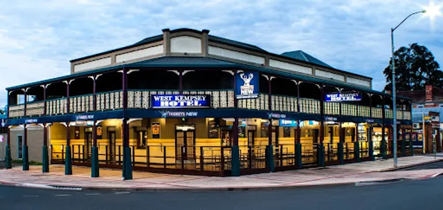 West Kempsey Hotel