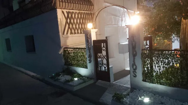 Kostas Studios Apartments - Rooms for rent with kitchenette