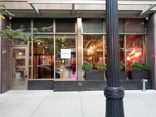 Bodega Bar River North