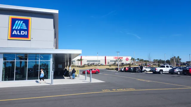 Shoppes at Black Diamond