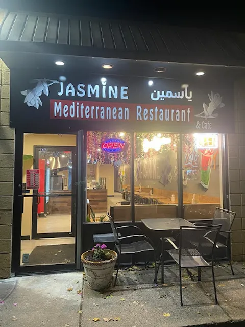 Jasmine Restaurant & Cafe