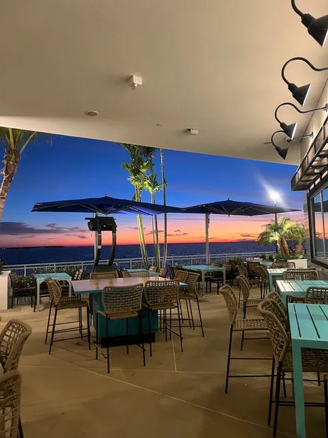 Harbor Yards Food Hall