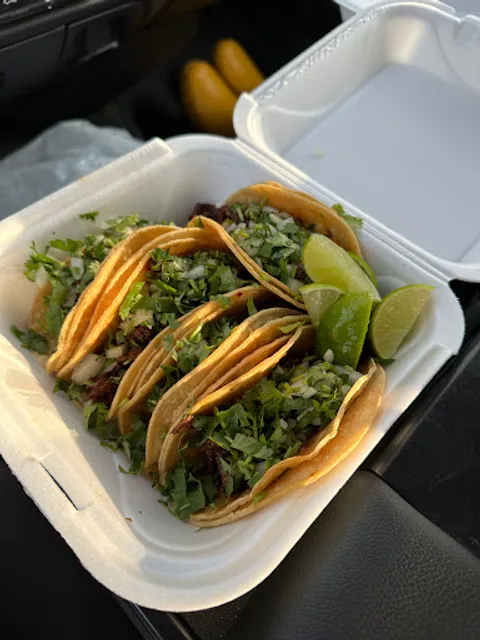 Las 7 Estrellas Food Truck