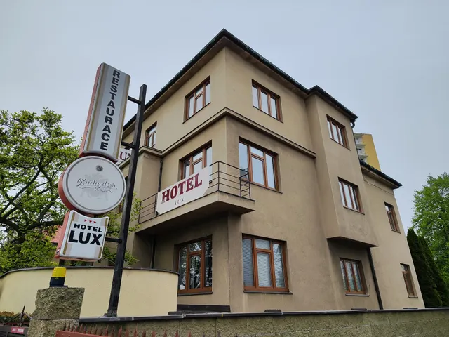 Hotel Lux