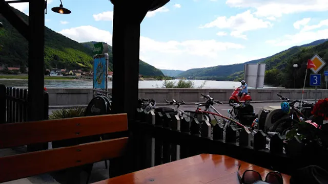 Hick's Heurigenstadl