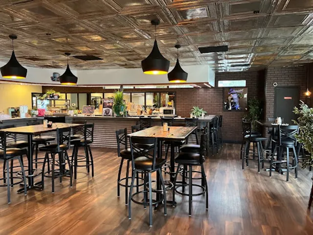 Silverback Breakfast and Cafe