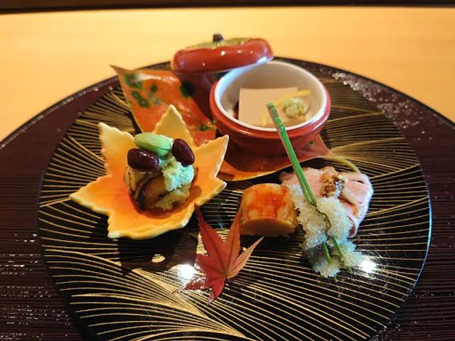 鮨処 花見小路 | 神戸 寿司 割烹