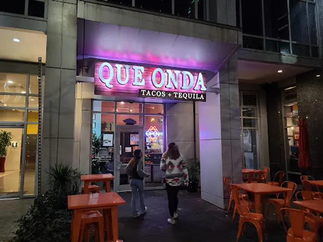Que Onda Tacos + Tequila Uptown