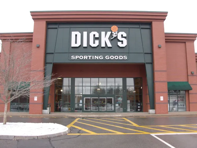 DICK'S Sporting Goods