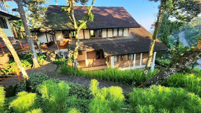 Camp Hulu Cai Gerbang Cibedug