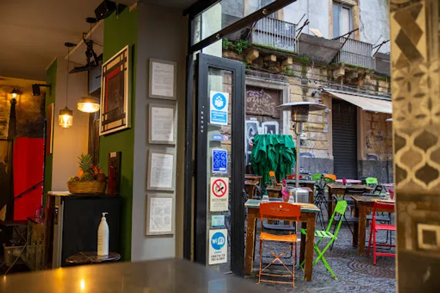 Lettera 82 Risto Pub