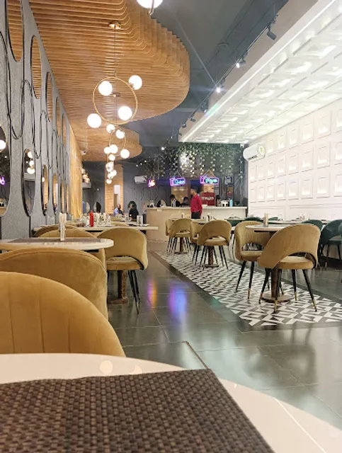 THE PARIS MULTICUISINE FINE DINE RESTAURANT