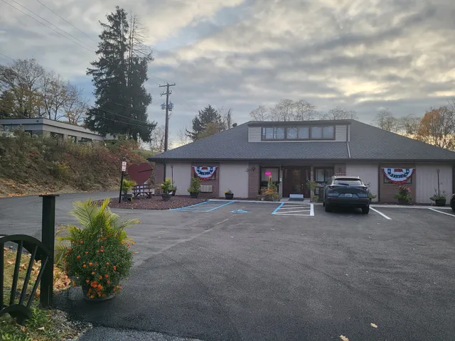 Inn of the Dove -"Romantic Jacuzzi, Theme & Pool Suites" Harrisburg-Hershey