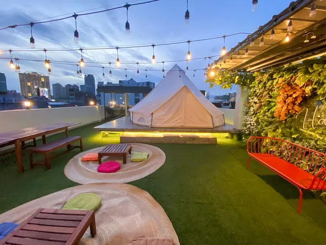Maria's Deck - Urban Glamping