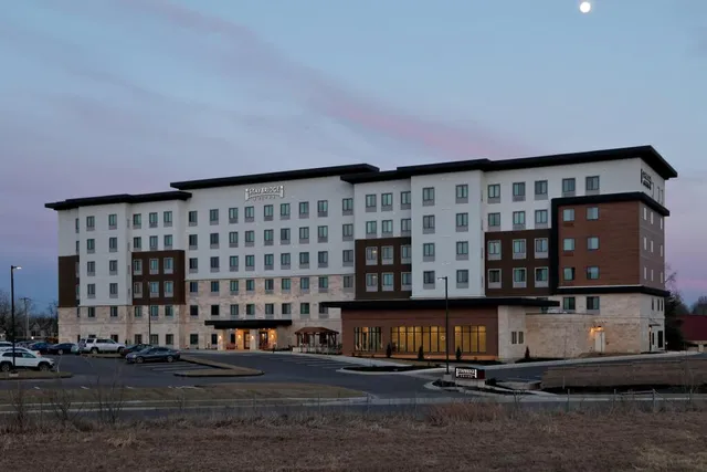 Staybridge Suites Overland Park-Kansas City Area by IHG