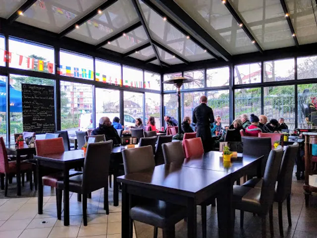 Au Buffet de la Gare de Fontainebleau