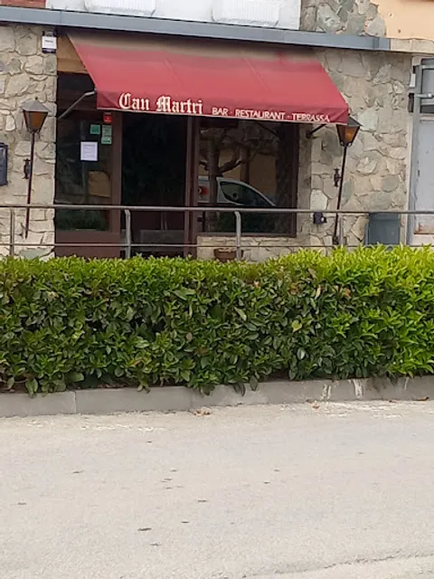 Can Martri Rostisseria Pollastre Cuit Amb Llenya