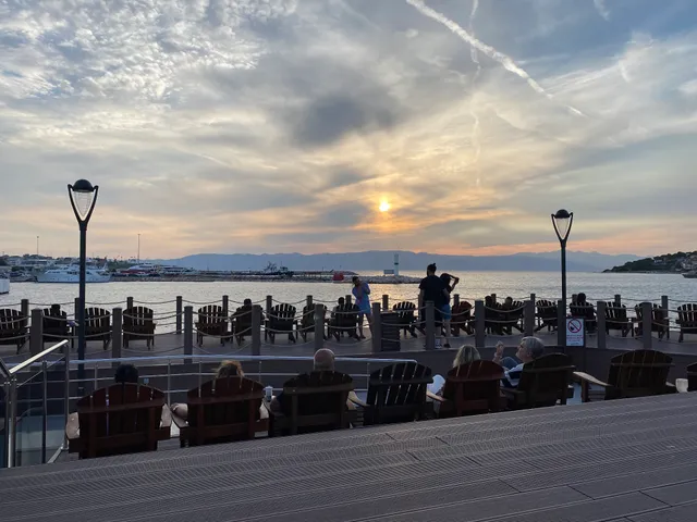 Güneşlenme Terası