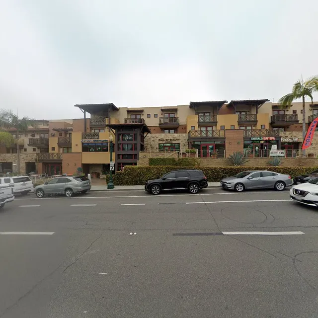 Lofts At Moonlight Beach