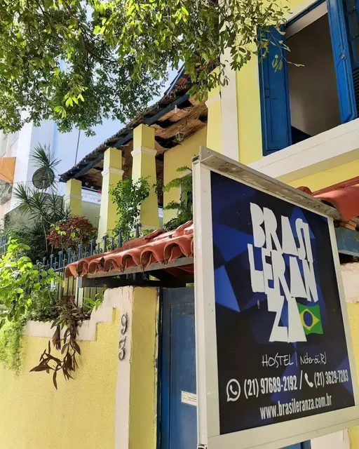 Brasileranza Hostel