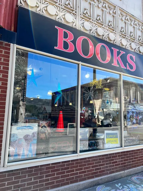 Black Ice Comics & Books