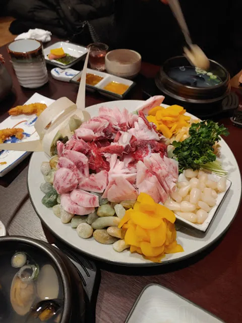 이조참치 운남지점