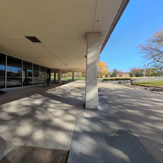 Queen's University Faculty of Education