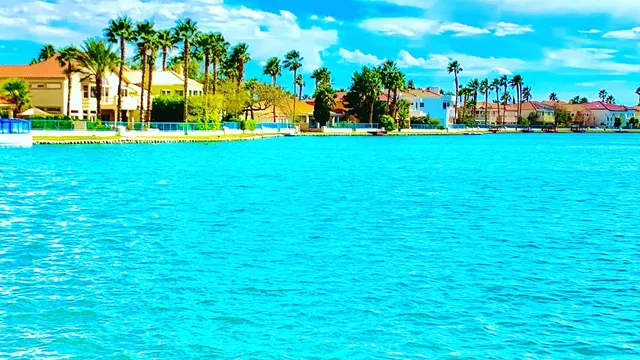 Lakeside Business Suites