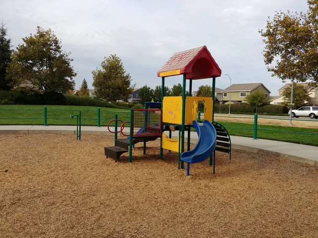 Emile "Whitey" Boisclair Park