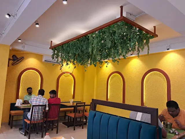Chickpet Donne Biryani House Mahadevapura - Since1975