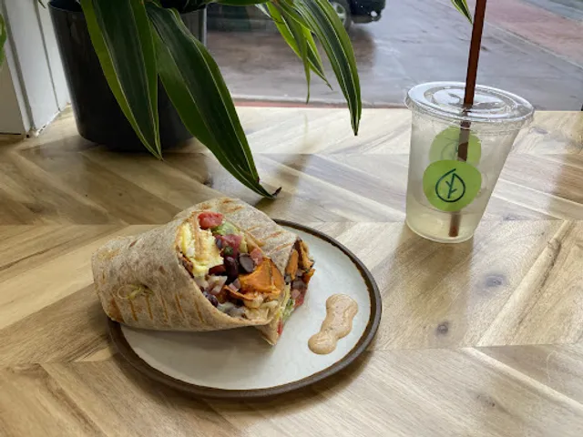 HARVEST Clean Eats (Downtown Moncton)