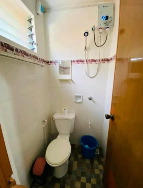 Yolly’s tourist inn