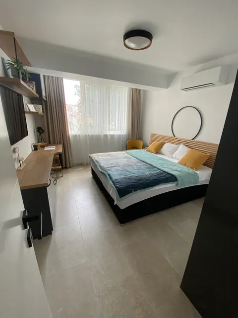 Zone Home Burgas, Зона Хоум Бургас