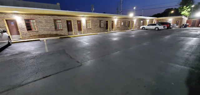 Uptown Motel - Wichita Downtown