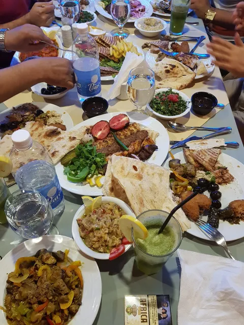 Jadiriyah Floating Restaurant