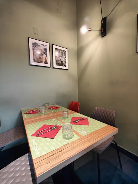 quattroquinti - Pizzeria