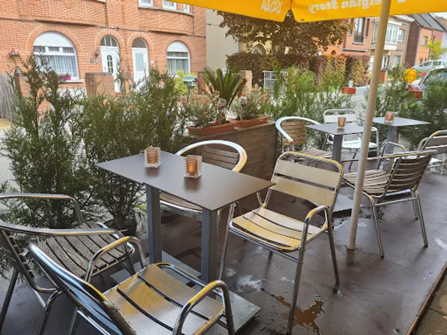 Dageraad - bij Fanny