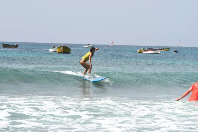 Sal SurfCamp & School