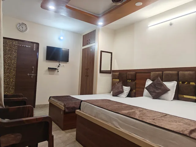 VATS VILLA "Feels like Home & Facilitates like Hotel"